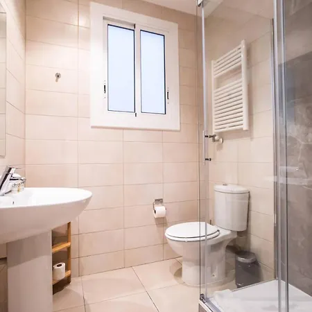 Apartment P1mal1091- Fantastic 3bed Steps Away From Sagrada *